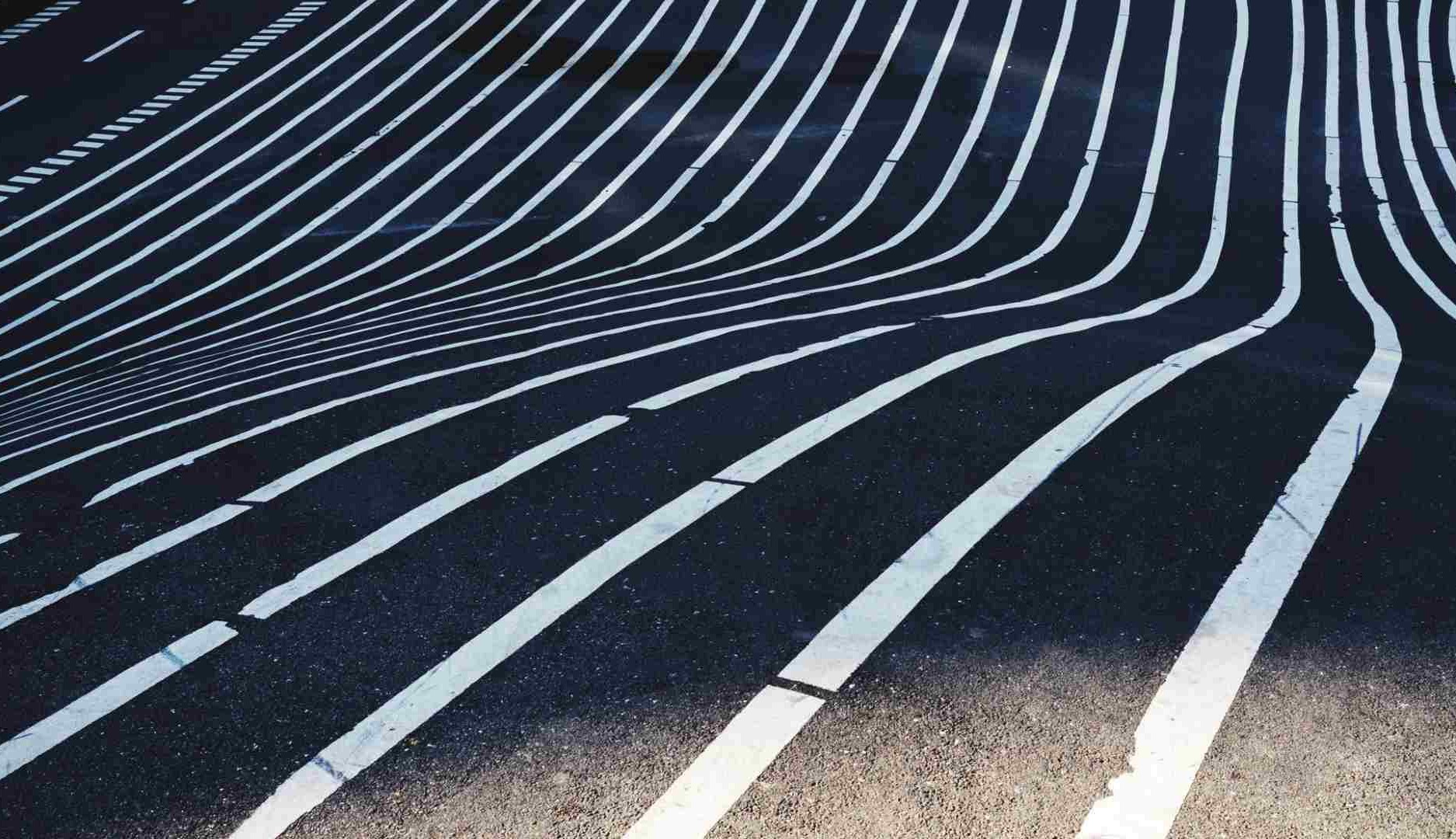 Lineas de carretera paralelas