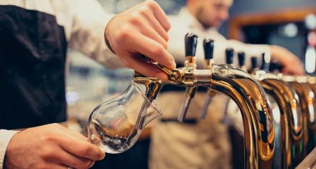 Restalia convertirá bares cerrados en locales de 100 Montaditos como parte de su plan de expansión