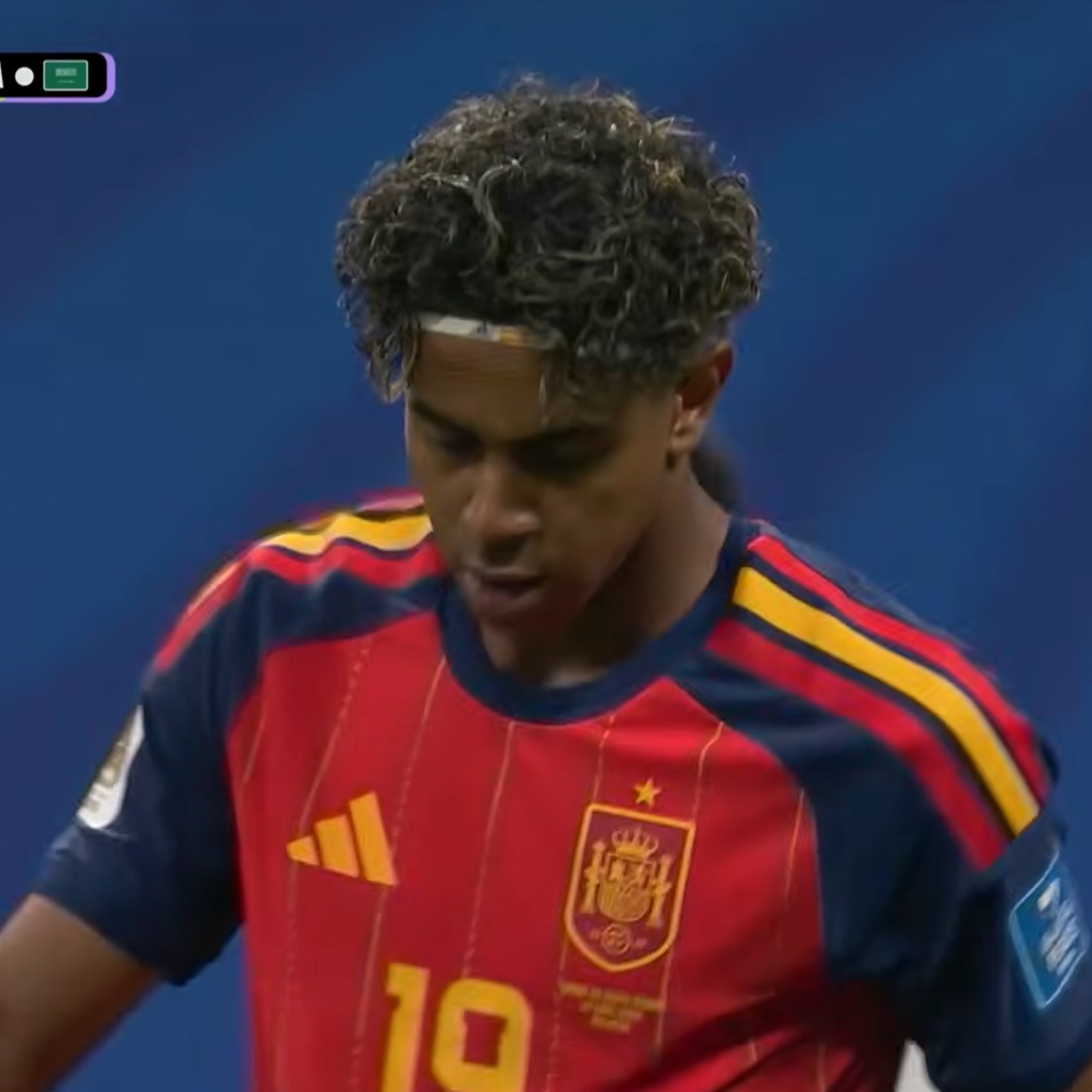 Lamine Yamal y Mikel Oyarzabal durante el Mundial