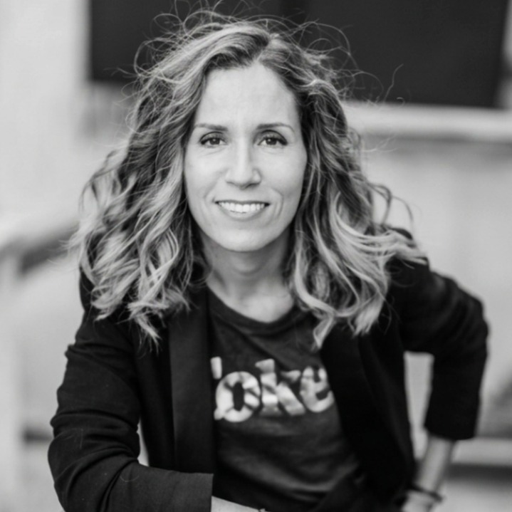 Carolina Aransay en blanco y negro
