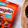 Una campaña social denuncia el racismo de la identidad visual de Conguitos y solicita su retirada.