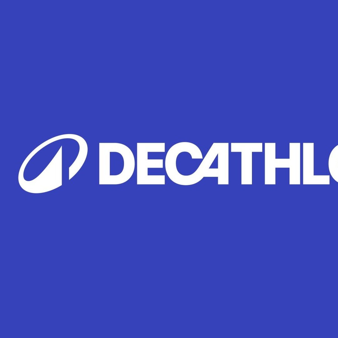 Decathlon inicia una nueva etapa de marca renovando su estrategia, propósito e identidad visual Nuevo logotipo Decathlon
