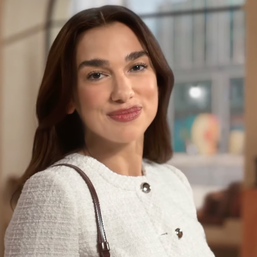 Dua Lipa y George Clooney en el anuncio de Nespresso