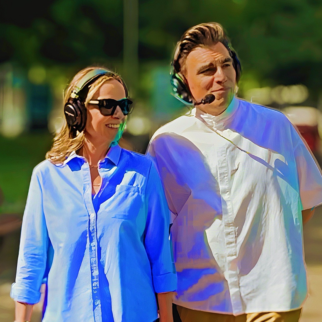 Elisa Brustoloni y Javier Guadiana paseando por Madrid