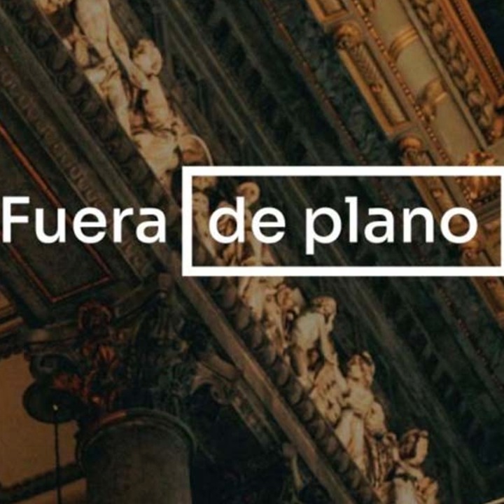 La imagen del podcast con el texto sobreimpreso de "Fuera de plano"