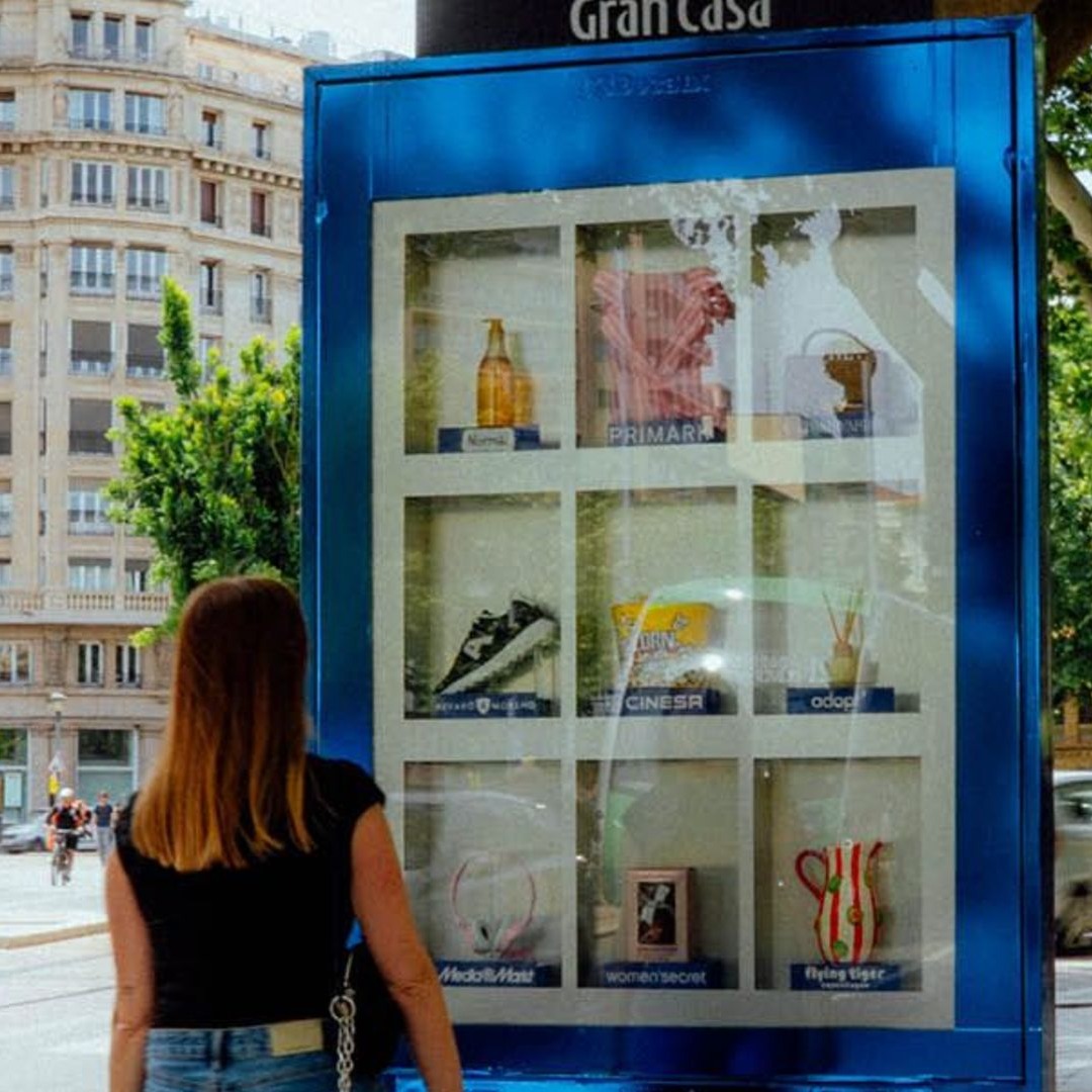 Mupi del centro comercial Gran Casa