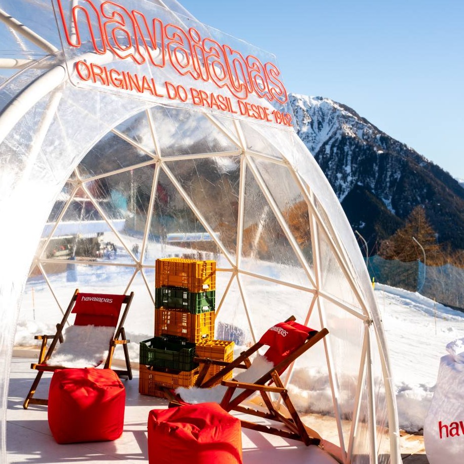 Chanclas Havaianas con calcetines