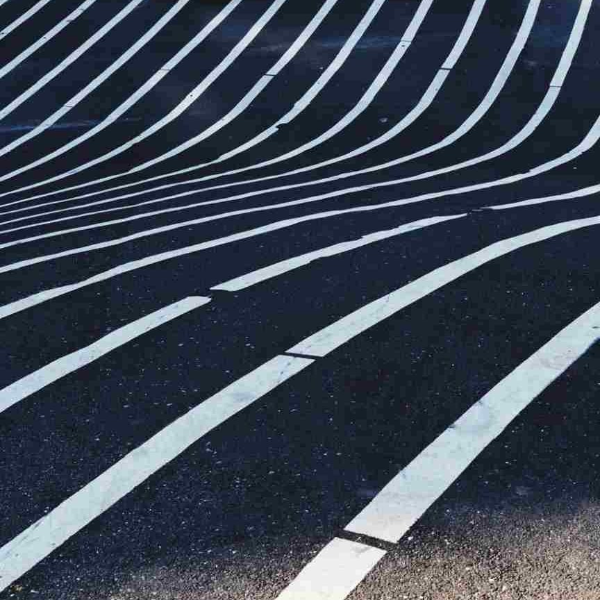 Lineas de carretera paralelas