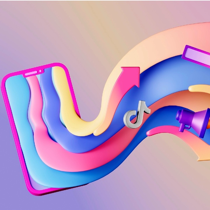 Ilustración de un teléfono con colores en la pantalla de los que salen iconos como el de TikTok