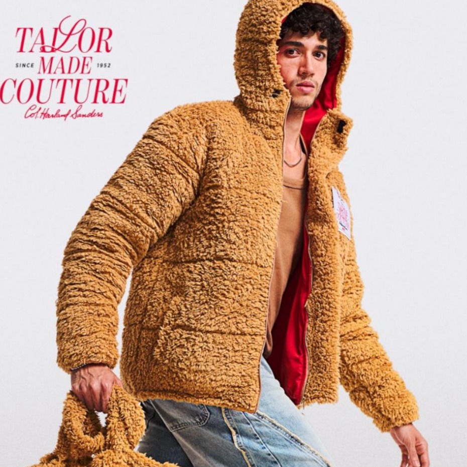 Prendas con tejido sherpa emulan el rebozado de KFC