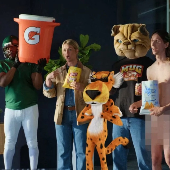 Varias personas representando a las marcas de Pepsico