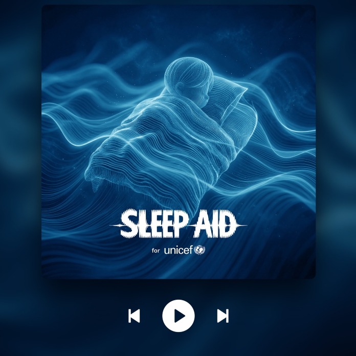 La portada del disco con ondas azules y se lee "Sleep aid"
