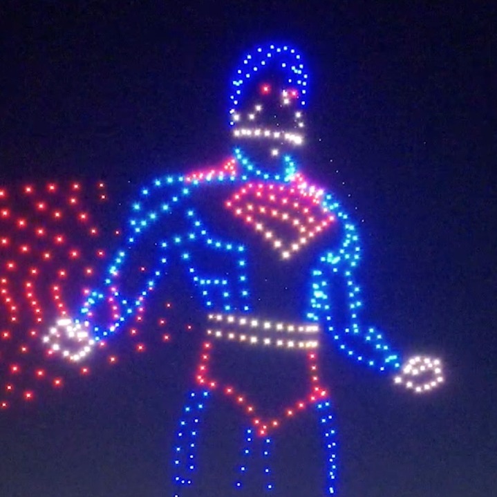 la silueta de superman hecha con drones