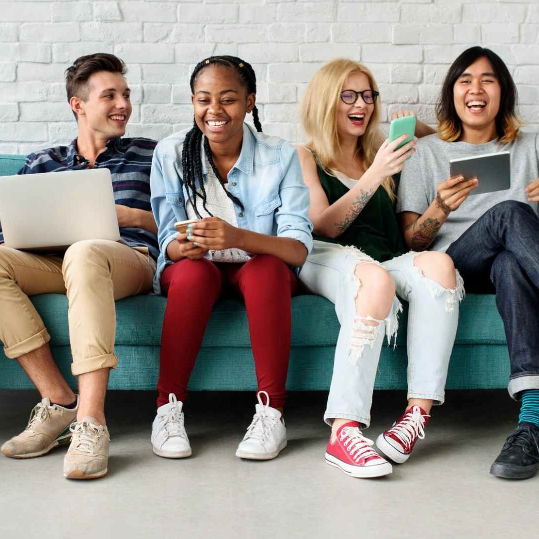 El 75% de los jóvenes españoles consideran que su vida empeoraría si desapareciese internet