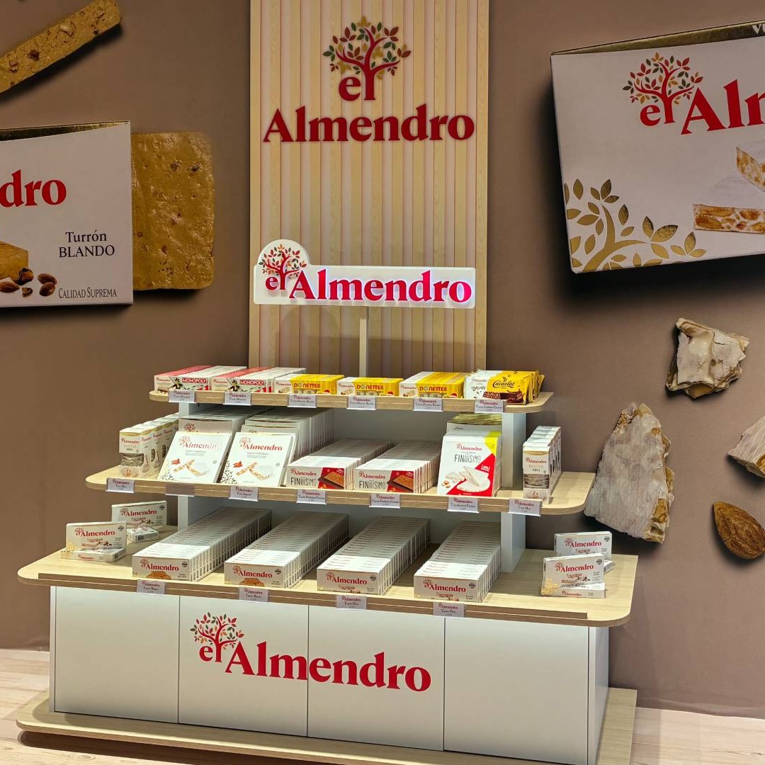 Stand con turron El Almendro