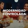 Dos mujeres cenando en un Vips