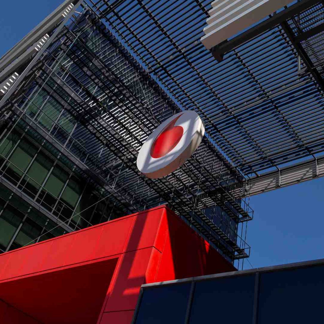 Vodafone anuncia una asociación estratégica con Accenture para comercializar servicios compartidos Edificio Vodafone