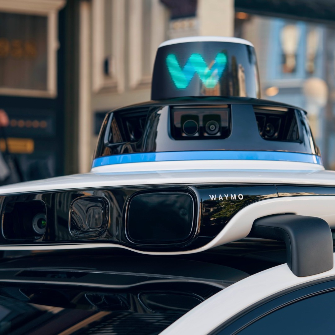 Coche waymo