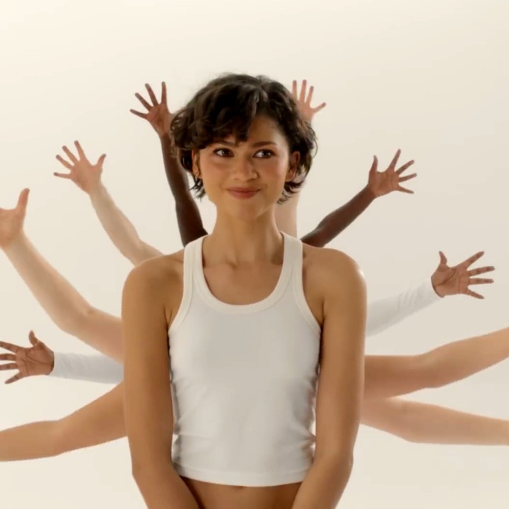 Zendaya en un anuncio de On