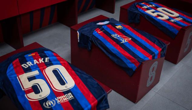 fc_barcelona_spotify_drake