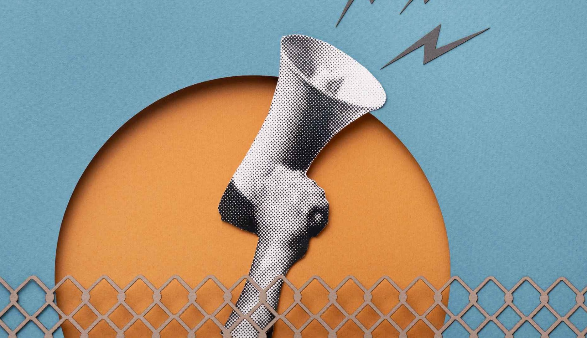 Ilustración de una mano sujetando un megáfono