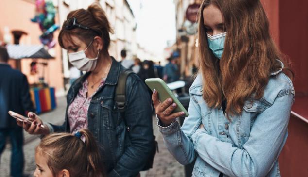 Turismo no consigue recuperar la normalidad en sus audiencias de dispositivos móviles