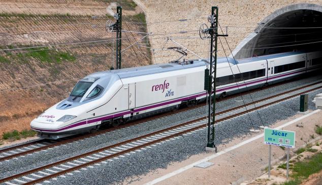 renfe contrato publicidad