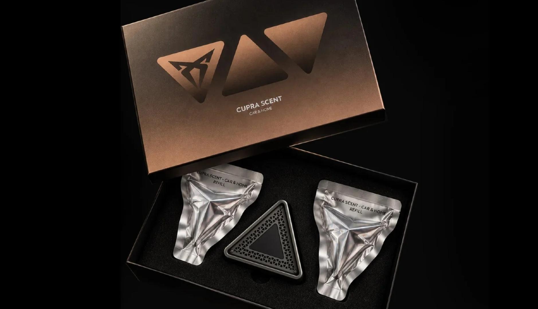 Caja con la esencia de Cupra en su packaging