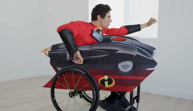 disney-lanza-linea-disfraces-adaptada-silla-ruedas