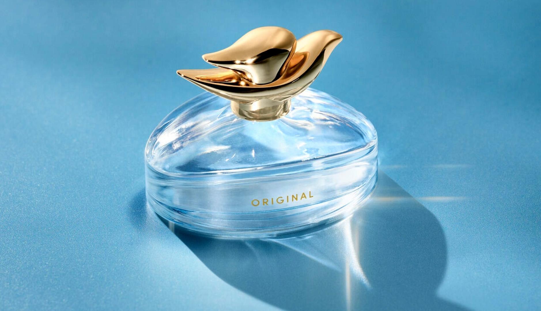 Bote de cristal del perfume de Dove