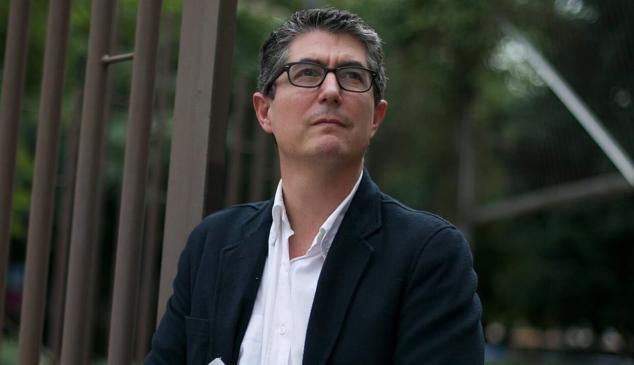 Fernando Trías de Bes: “La decisión de vacunarse no es individual, es colectiva”
