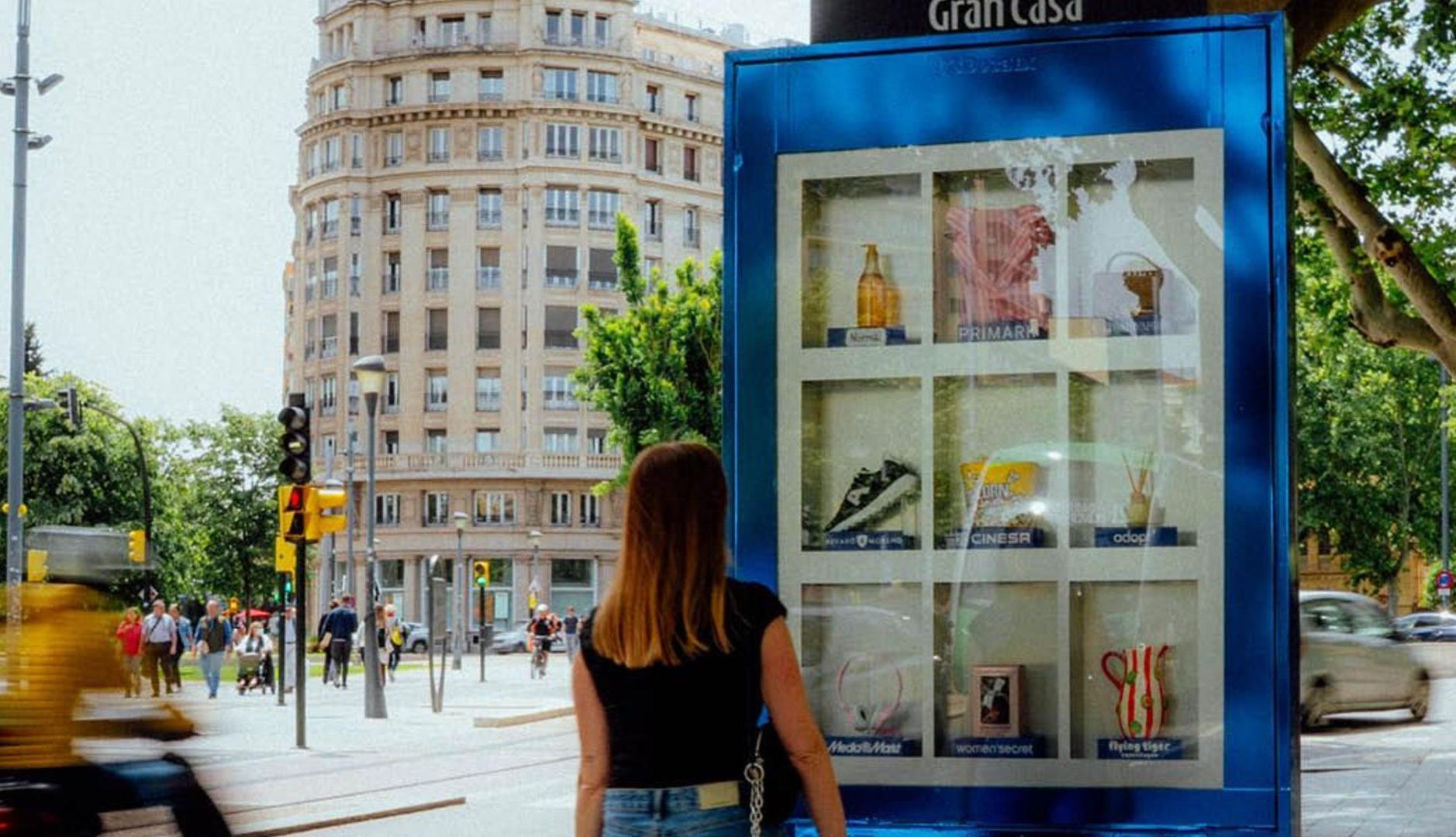 Mupi del centro comercial Gran Casa