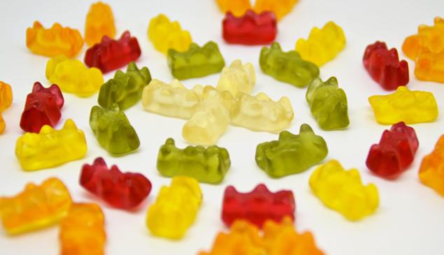 haribo denuncia empresa ositos alcohol