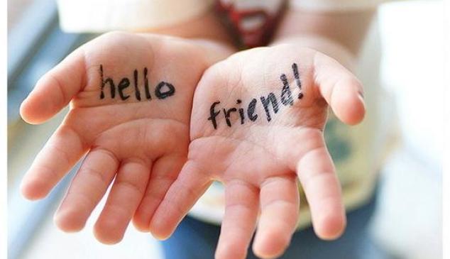  hello-friend-amigo-manos