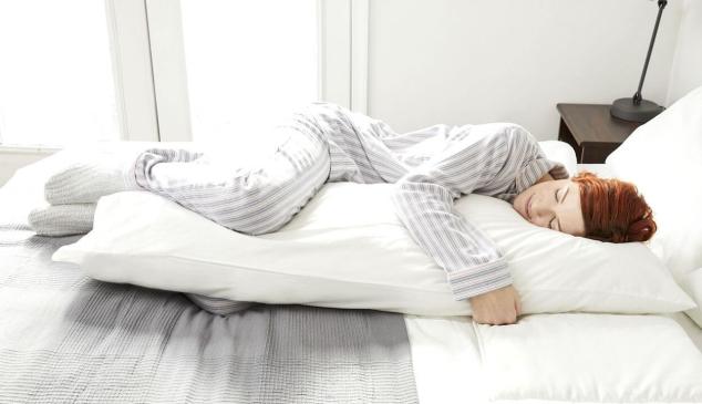 Ikea habitación descanso