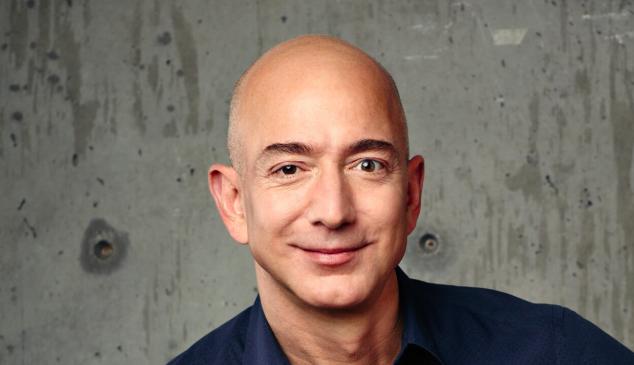 Jeff Bezos deja el cargo de CEO de Amazon y se lo cede a Andy Jassy