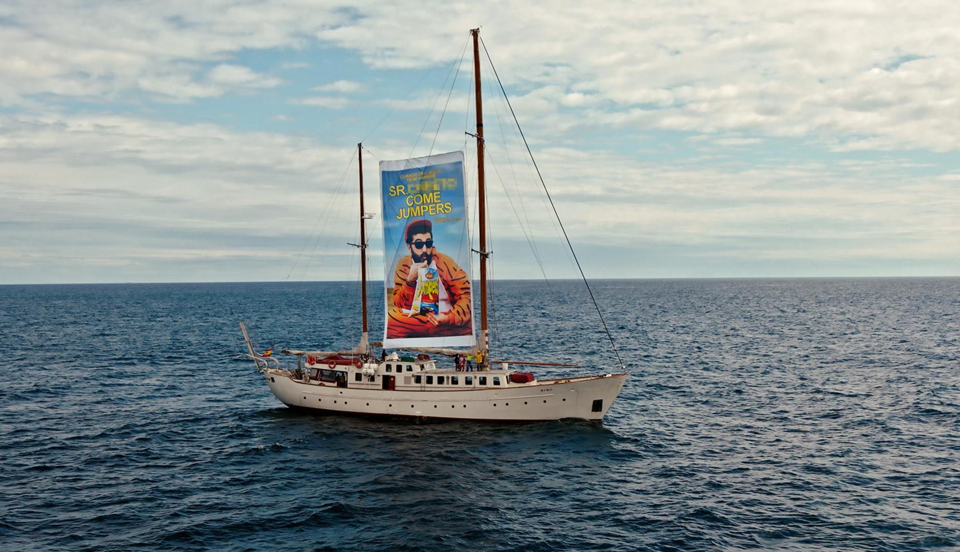 Lona publicitaria de Jumpers protagonizada por Sr. Cheeto