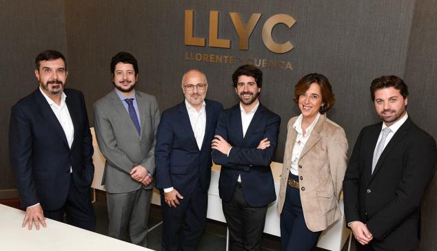 llyc compra consultora diplolicy