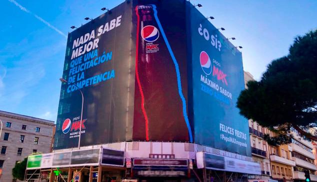 pepsi-saludo-navidad-coca-cola