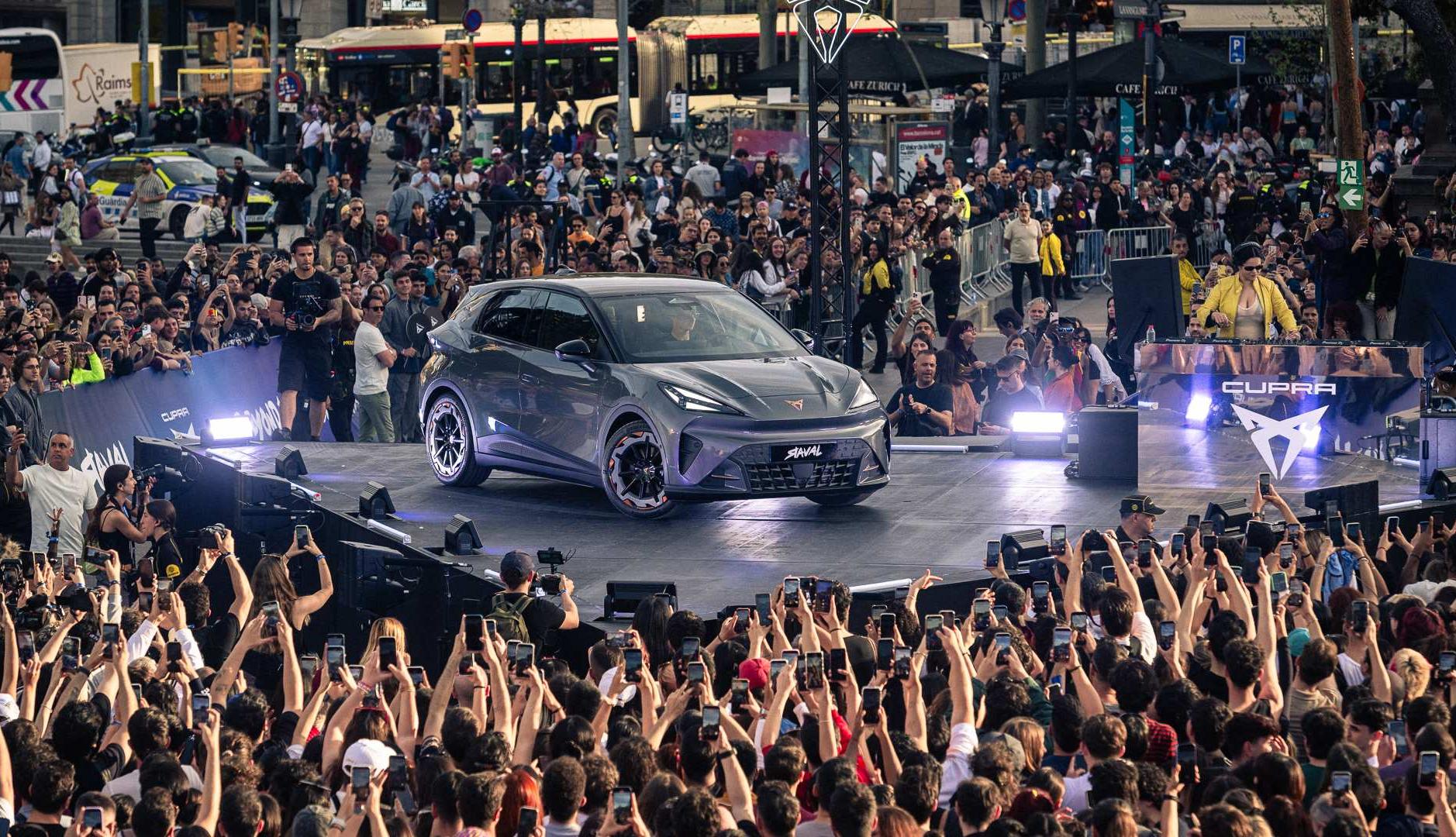 Concierto de presentación del Cupra Raval