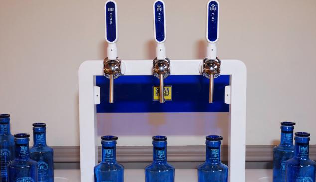 Solán de Cabras desarrolla un dispensador sostenible para el sector hostelero