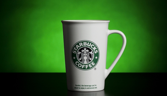 starbucks-gana-mcdonald's-ReasonWhy.es