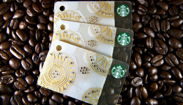 starbucks-tarjeta-_con-cristales-swarovski
