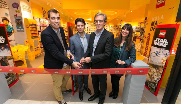 Lego abre su primera tienda f sica en Espa a