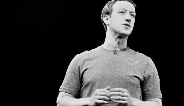 zuckerberg-facebook