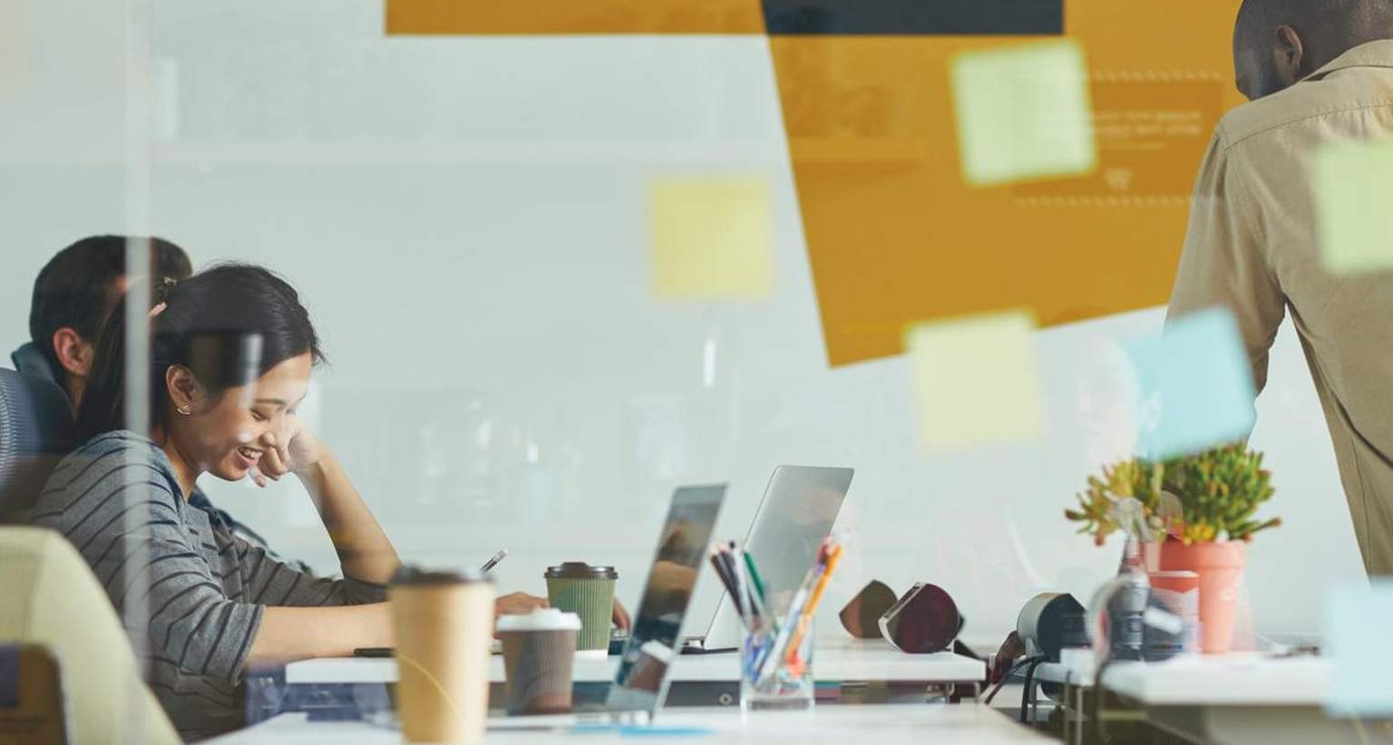 Según Adobe, el 92% de los empleados de pymes consideran la tecnología un factor para aceptar un trabajo Según Adobe, el 92% de los empleados de pymes consideran la tecnología un factor para aceptar un trabajo