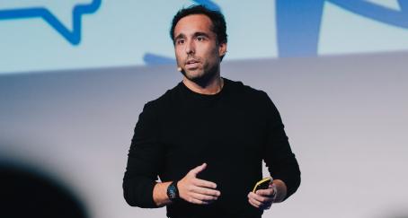 Alfonso Aguilar en el evento Visa Marketing Now