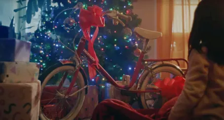 bicicleta-anuncio-navidad-decathlon