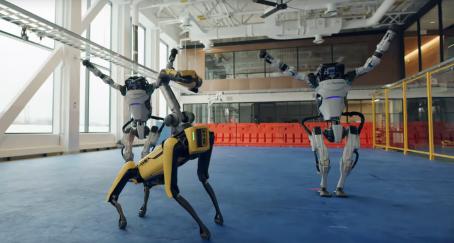 Boston Dynamics presume de sus avances tecnológicos sacando a sus robots a la pista de baile