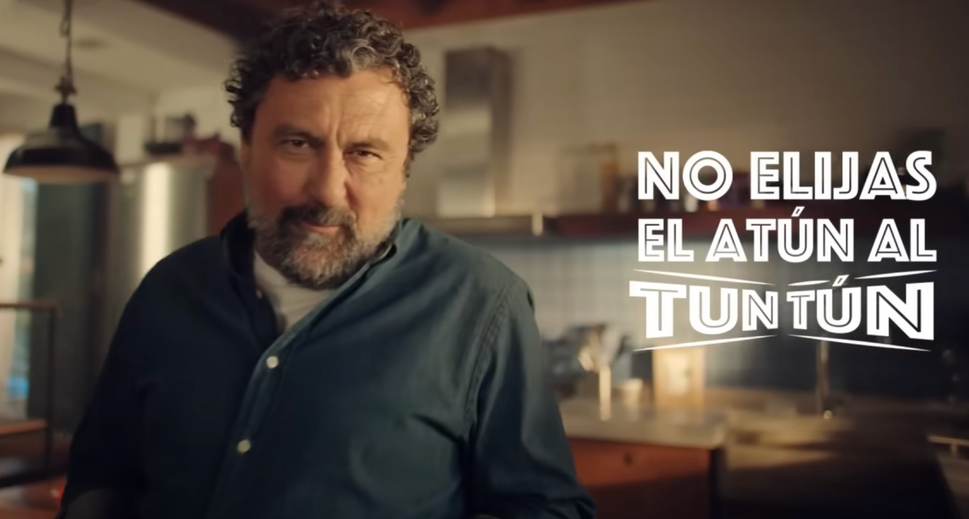 Calvo, Oro en Publicidad y Comunicación Comercial en los Premios Nacionales de Marketing Paco Tous en un anuncio de Calvo